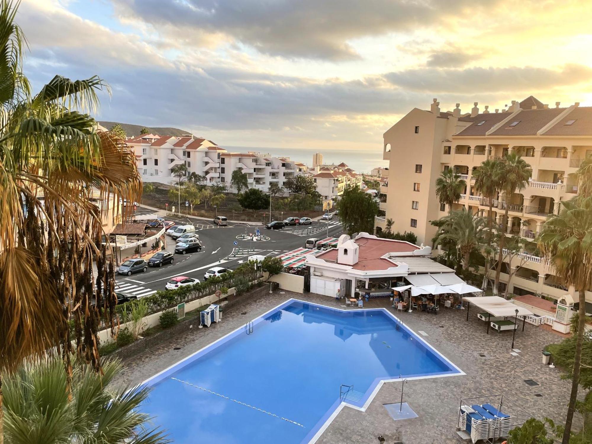 Апартаменты Castle Harbour 3 Лос Кристианос Экстерьер фото